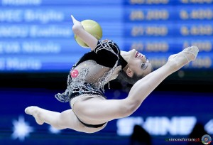 sr q ozdemir nehir serap tur ph simone ferraro sfa06761 copia